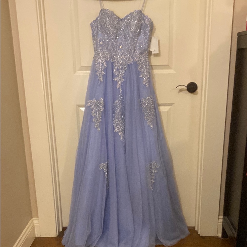 Purple Embellished Sleeveless Prom Gown